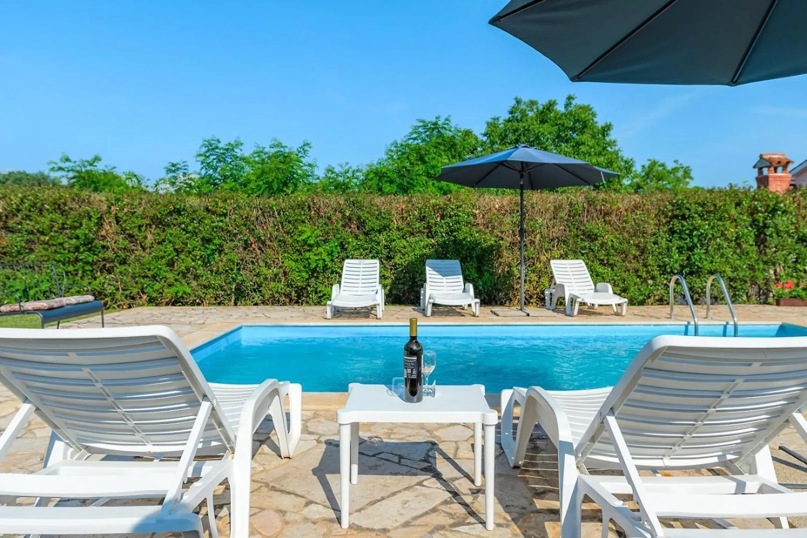 Holiday House Legovich With Private Pool Muntrilj 0*,  克罗地亚