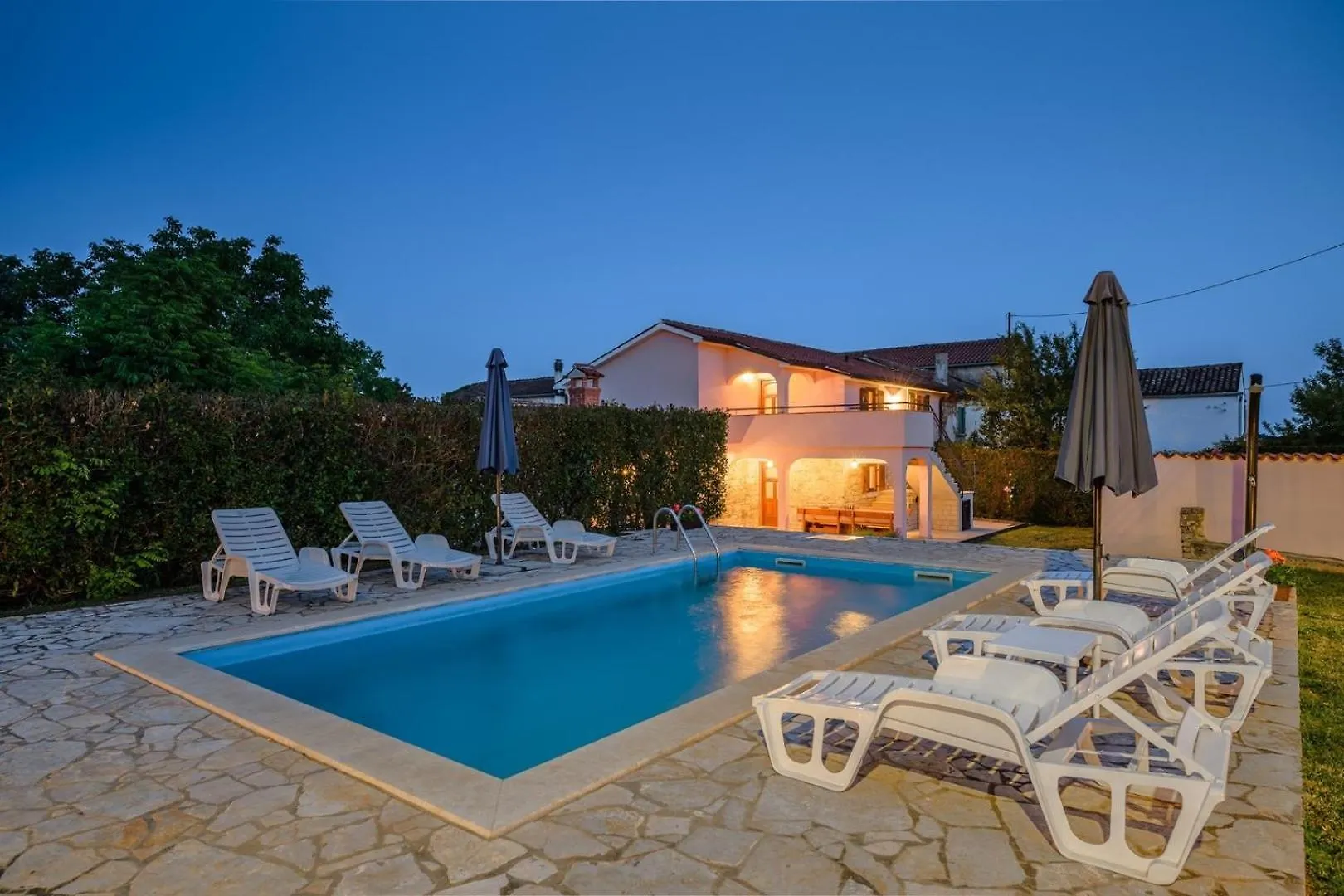 别墅 Holiday House Legovich With Private Pool Muntrilj